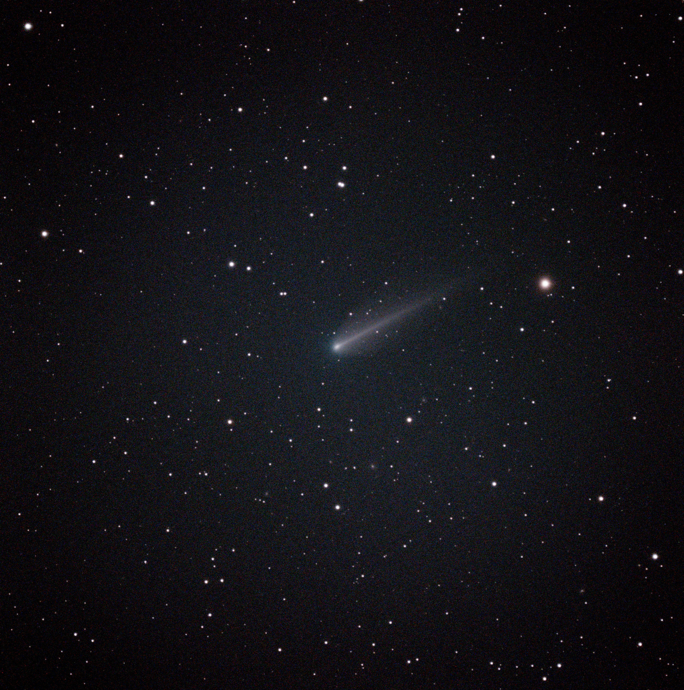 Comet 220P/McNaught viewed from my backyard with a Vespera Pro Telescope. Composite of 135 exposures (1350 sec)