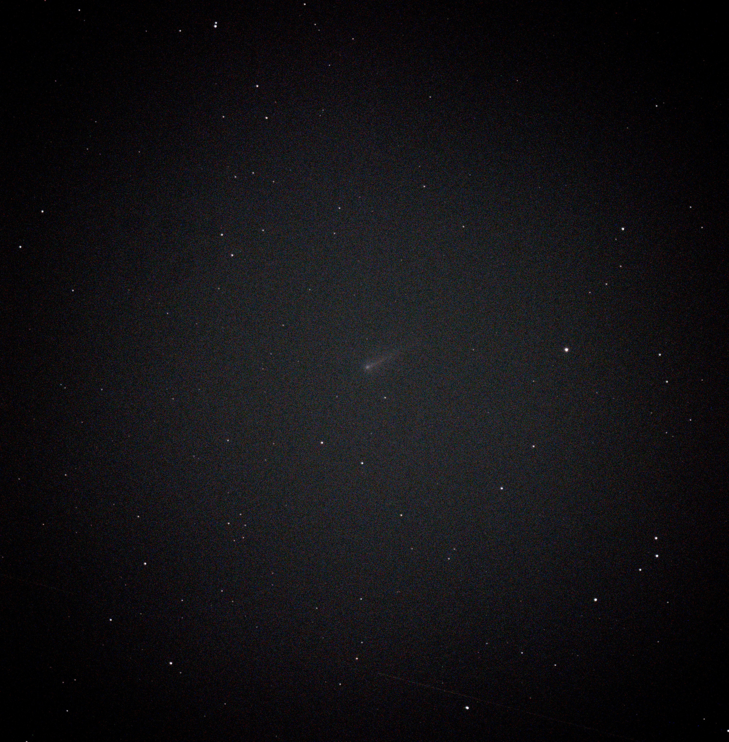 Comet 220P/McNaught viewed from my backyard with a Vespera Pro 2 Telescope. Composite of 48 exposures (480 sec).