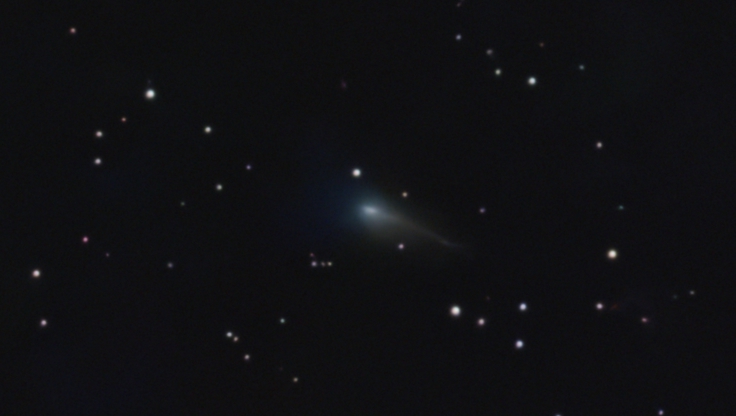 V3-20260606-081718-PIX_cropped_05dw.JPG Comet 220P/McNaught viewed from my backyard with a Vespera 3 Telescope. Frames: 0071; Total exposure time: 700 sec.