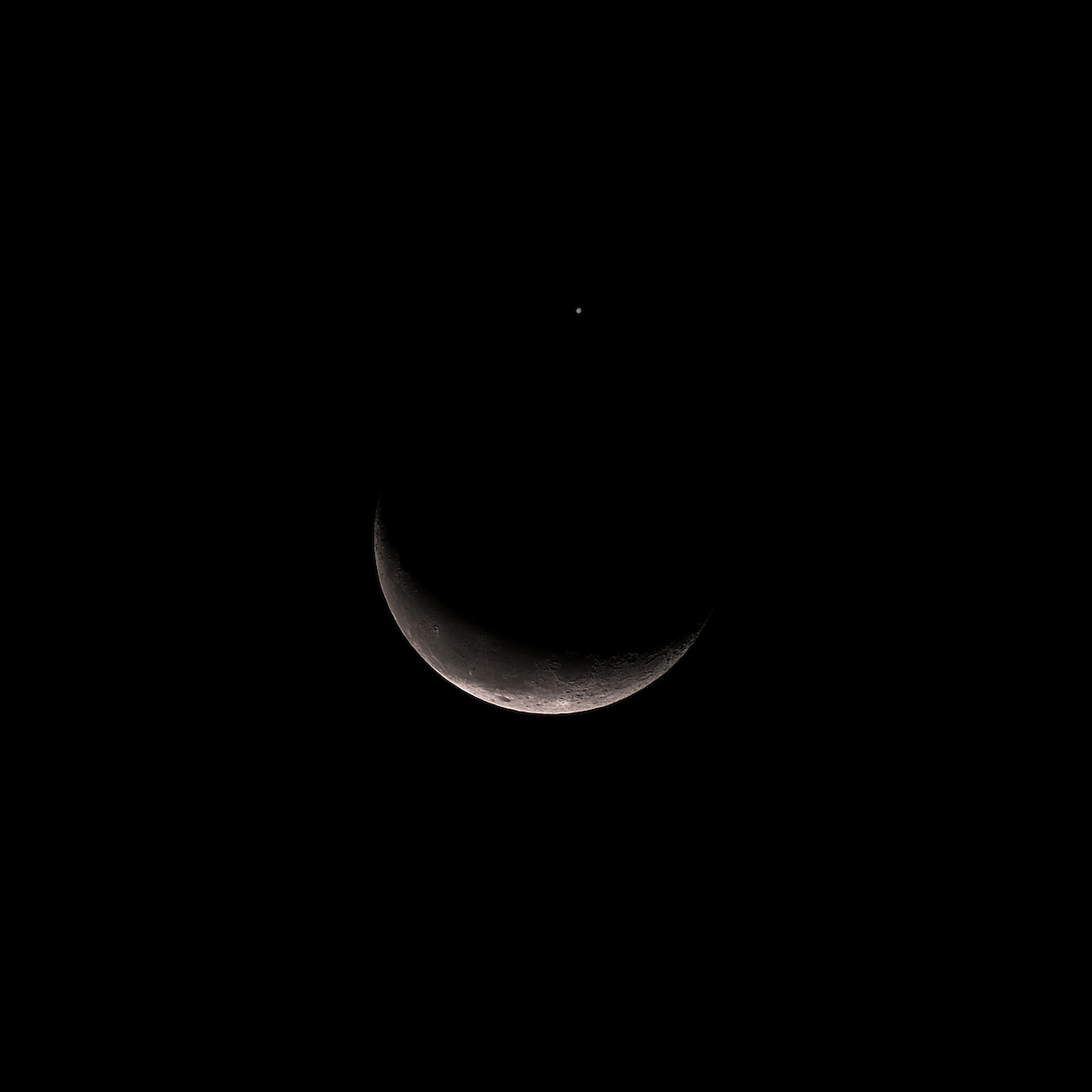 Jupiter occultation viewed from my backyard with a Vespera Pro 2 Telescope. Exposure time: 0.038 sec.